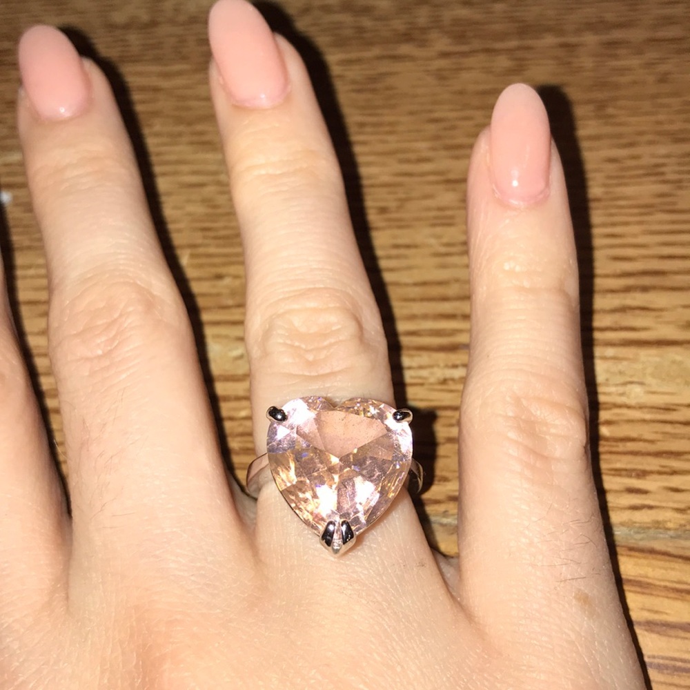 Heart ring size 10-10.5